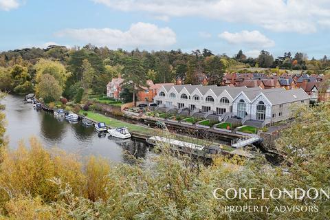 undefined, Waterside living, Taplow, SL6