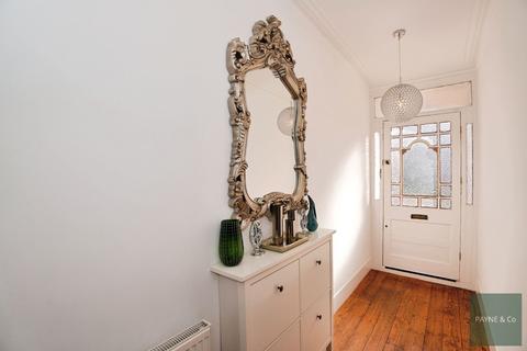 4 bedroom terraced house for sale, Quebec Road, Ilford, IG1
