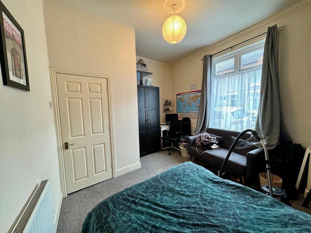Gf bedroom