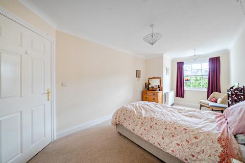 undefined, Commercial Street, Gloucestershire GL50