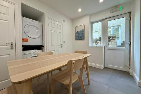 6 bedroom house to rent, Addison Road, Plymouth PL4