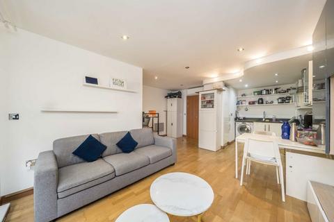 2 bedroom flat for sale, Cuba Street, London E14