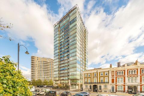3 bedroom flat to rent, Grosvenor Road, London SW1V