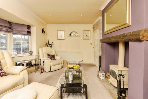 3 bedroom detached house for sale, Halifax Road, Liversedge WF15