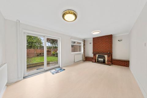 4 bedroom semi-detached house for sale, Greymist Avenue, Woolston, WA1