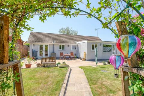 2 bedroom detached bungalow for sale, Haye Lane, Mappleborough Green, B80