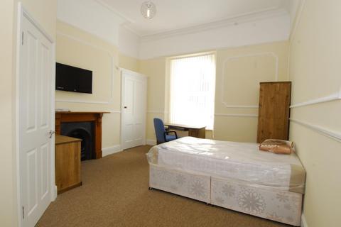 13 bedroom terraced house to rent, North Hill, Plymouth PL4