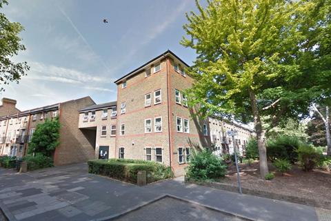 undefined, Elm Green Close, Stratford, London