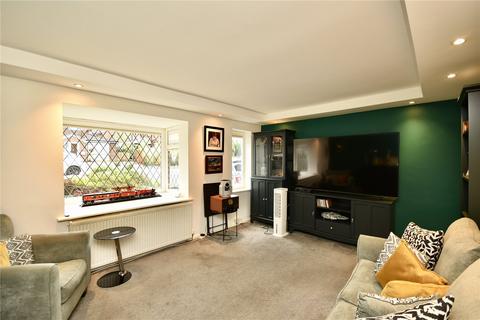 undefined, George Street, Shaw, Oldham, Greater Manchester, OL2