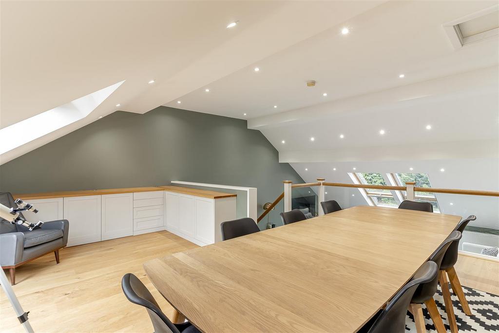 Dining Area - C.jpg