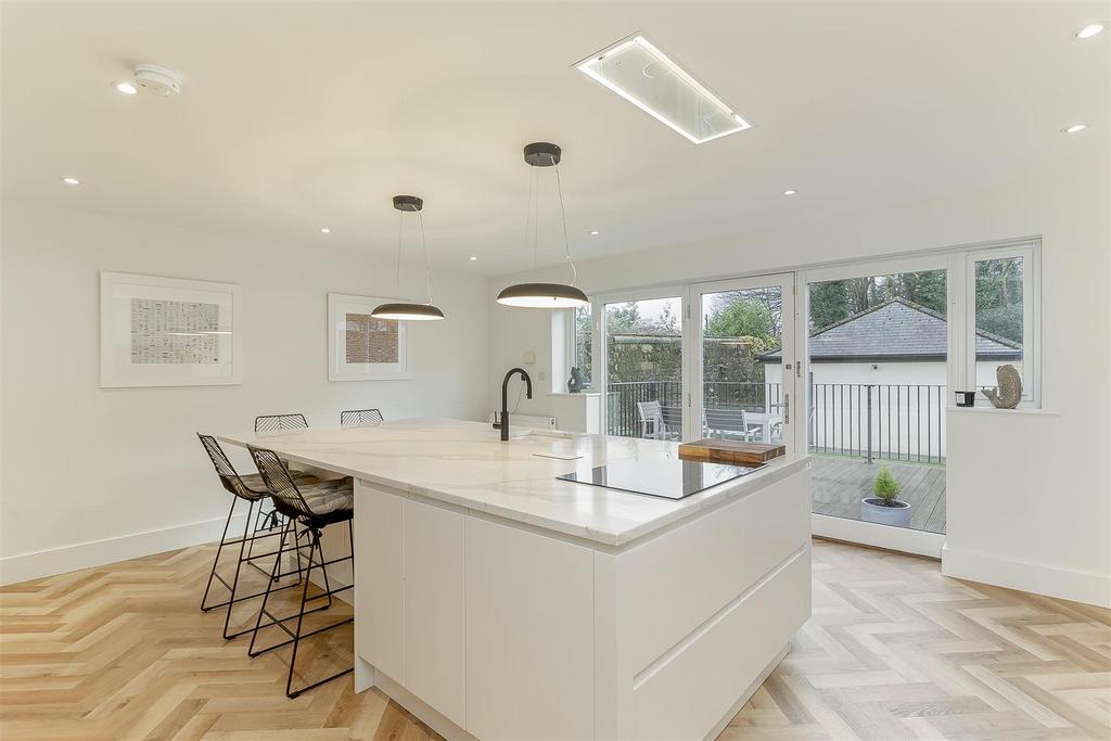 Kitchen - B.jpg