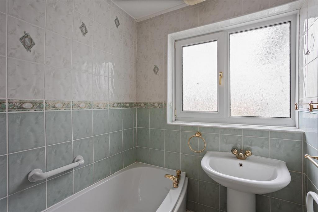 18 Farmanby Close-08[1].jpg