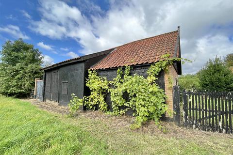 4 bedroom detached house for sale, The Green, Old Buckenham