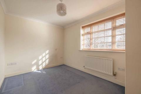 3 bedroom terraced house for sale, Pepler Way, Burnham SL1