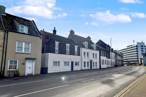 undefined, North Quay, Great Yarmouth NR30