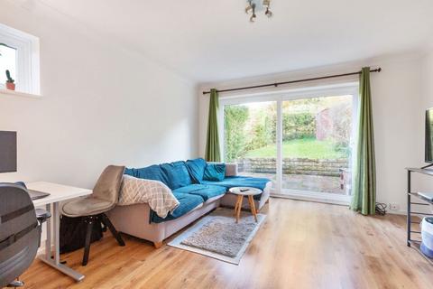 undefined, Kennedy Gardens, Sevenoaks TN13 3UG