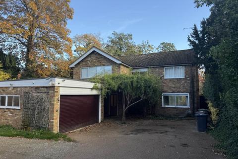 4 bedroom detached house for sale, Newlands Avenue, Radlett