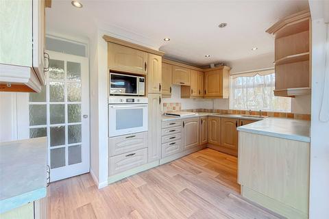 2 bedroom bungalow for sale, The Estuary, Littlehampton, West Sussex