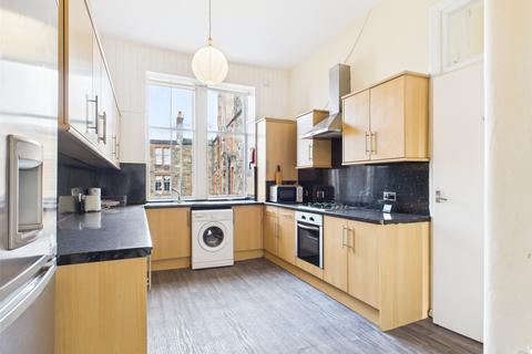 2 bedroom apartment to rent, Lochrin Buildings, Tollcross, Edinburgh, EH3