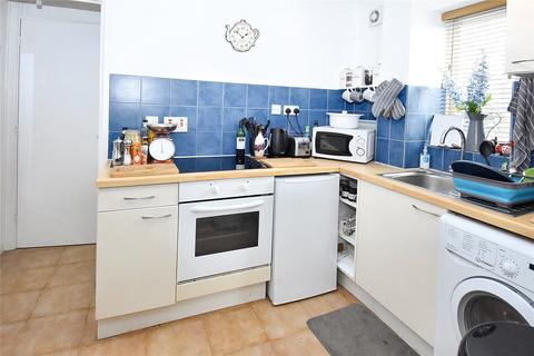 1 bedroom apartment to rent, Cleveland Grove, Newbury, Berkshire, RG14