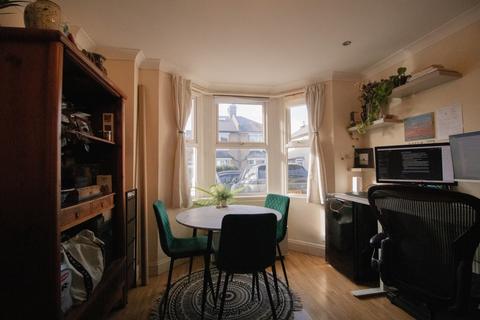 undefined, Hale End Road, London, E17