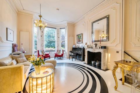 3 bedroom flat for sale, Lennox Gardens, Knightsbridge, London, SW1X