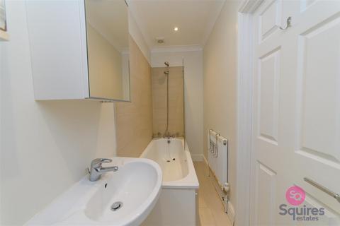 Studio to rent, Bartholomew Road, London