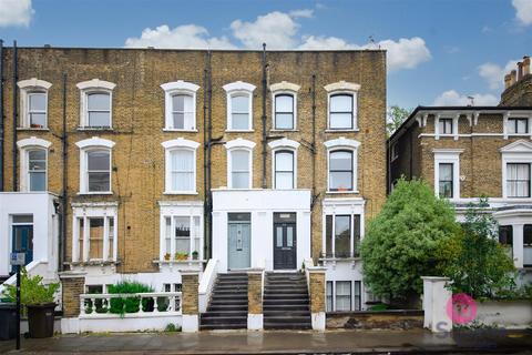 Studio to rent, Bartholomew Road, London
