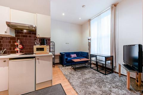 1 bedroom flat to rent, Kempsford Gardens, SW5 9LA, Earls Court, London, SW5