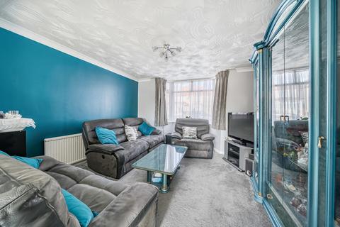 3 bedroom semi-detached house for sale, Halsbury Road West, Northolt