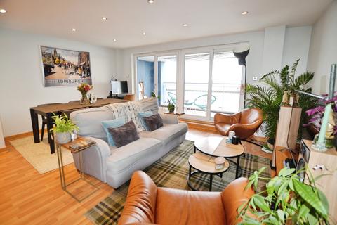 1 bedroom flat to rent, Heron Place, Granton, Edinburgh, EH5