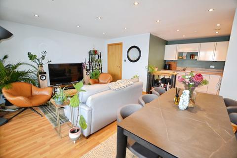 1 bedroom flat to rent, Heron Place, Granton, Edinburgh, EH5