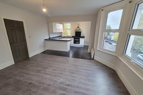undefined, South Croydon CR2