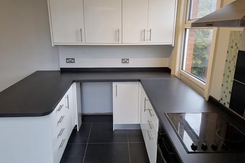 undefined, South Croydon CR2