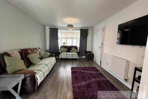 4 bedroom detached house for sale, Llewellyn View, Gilfach Goch, Rhondda Cynon Taff, CF39
