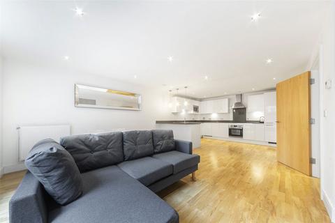 3 bedroom flat for sale, Dowells Street, Greenwich SE10