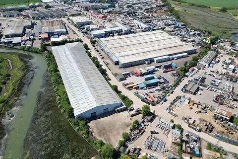 Factory to rent, 1 Rochehall Way Rochford SS4 1JU