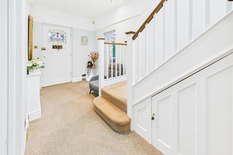 undefined, Downs Road, Coulsdon CR5