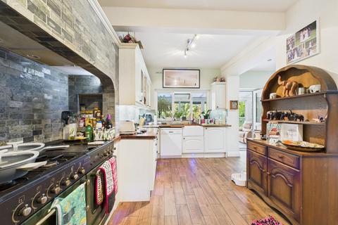 undefined, Downs Road, Coulsdon CR5