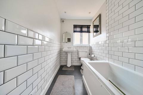 2 bedroom flat for sale, Hollybush Place, Bethnal Green, London, E2