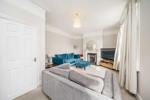 3 bedroom flat for sale, Isis Street, London SW18