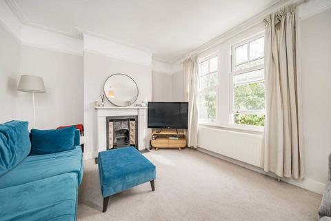 3 bedroom flat for sale, Isis Street, London SW18