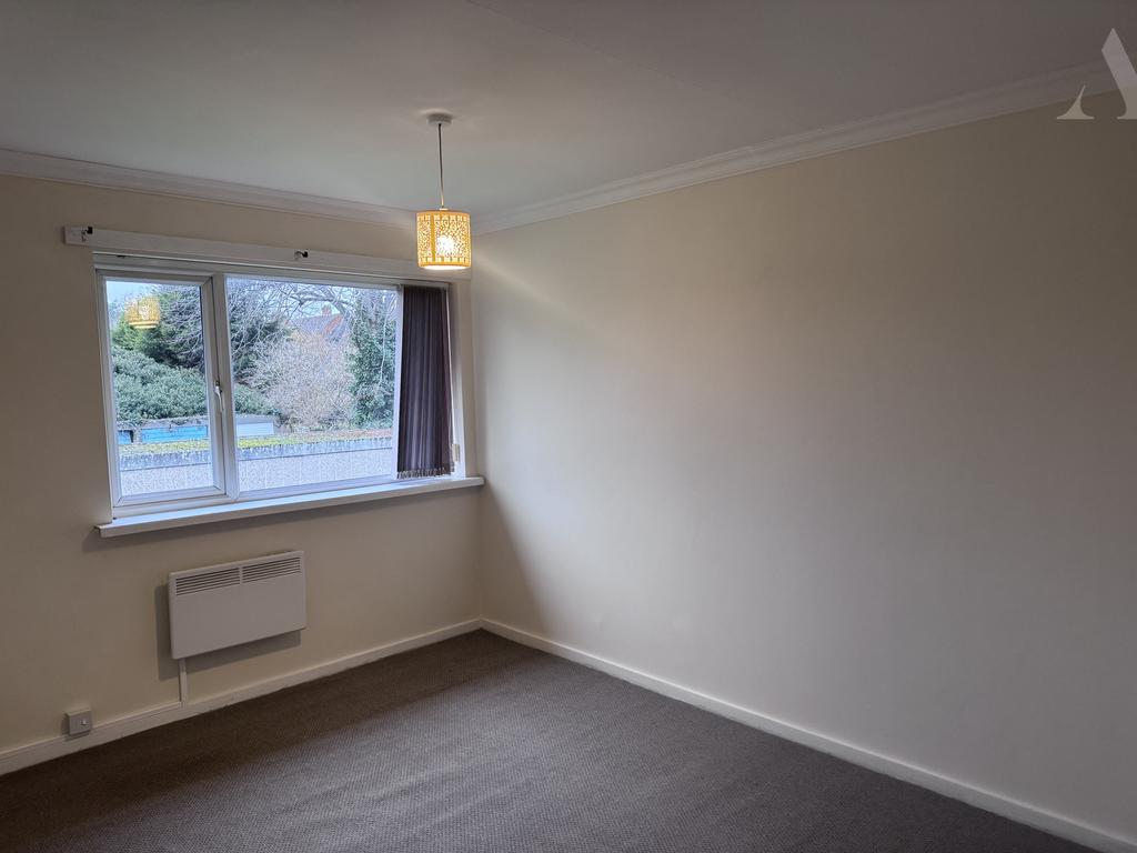 65 Langham close Bedroom 1