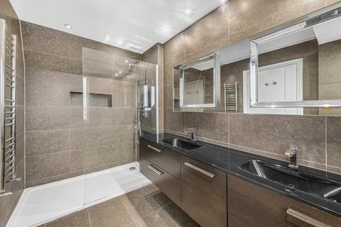 2 bedroom flat for sale, Ascot Court, Grove End Road, St John's Wood, London