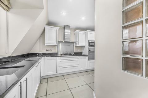 2 bedroom flat for sale, Ascot Court, Grove End Road, St John's Wood, London