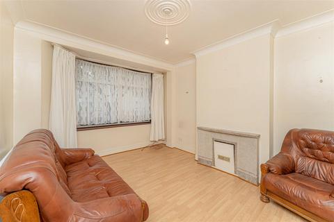 3 bedroom house for sale, Ladysmith Road, London