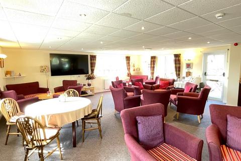 2 bedroom retirement property for sale, Maes Berllan, Craig y Don, Llandudno