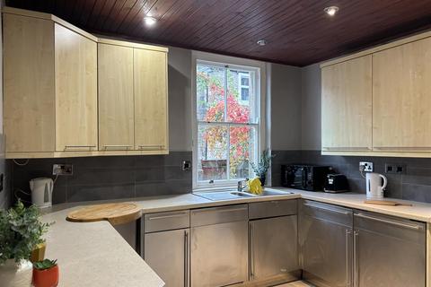 7 bedroom private hall to rent, Dallas Road, Lancaster LA1