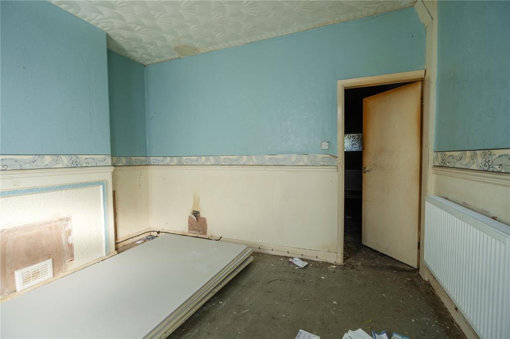 Living Room (2)