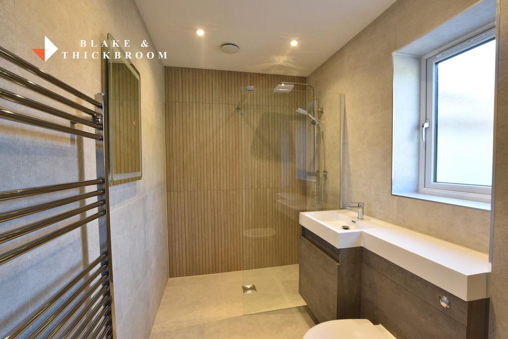 En suite shower room